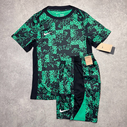 NIKE ACADEMY SET (GREEN/BLACK)